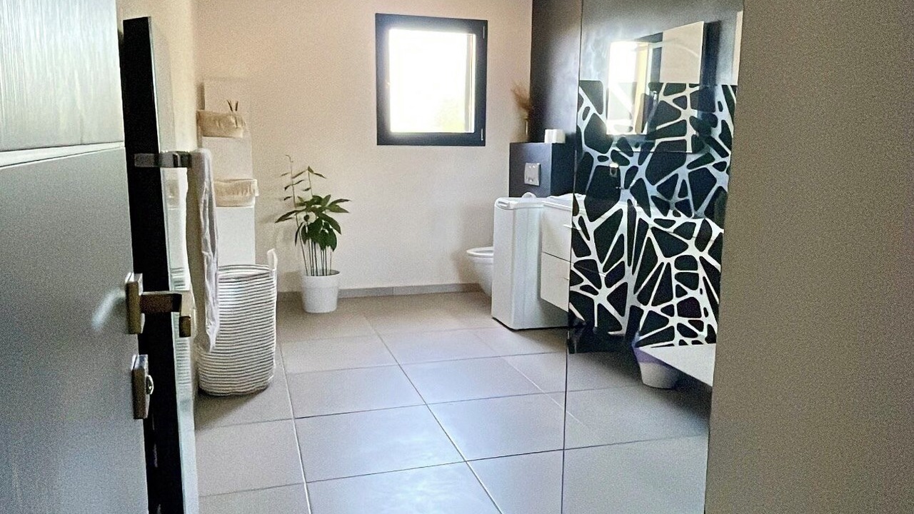 Photo of Bathroom in Porto-Vecchio