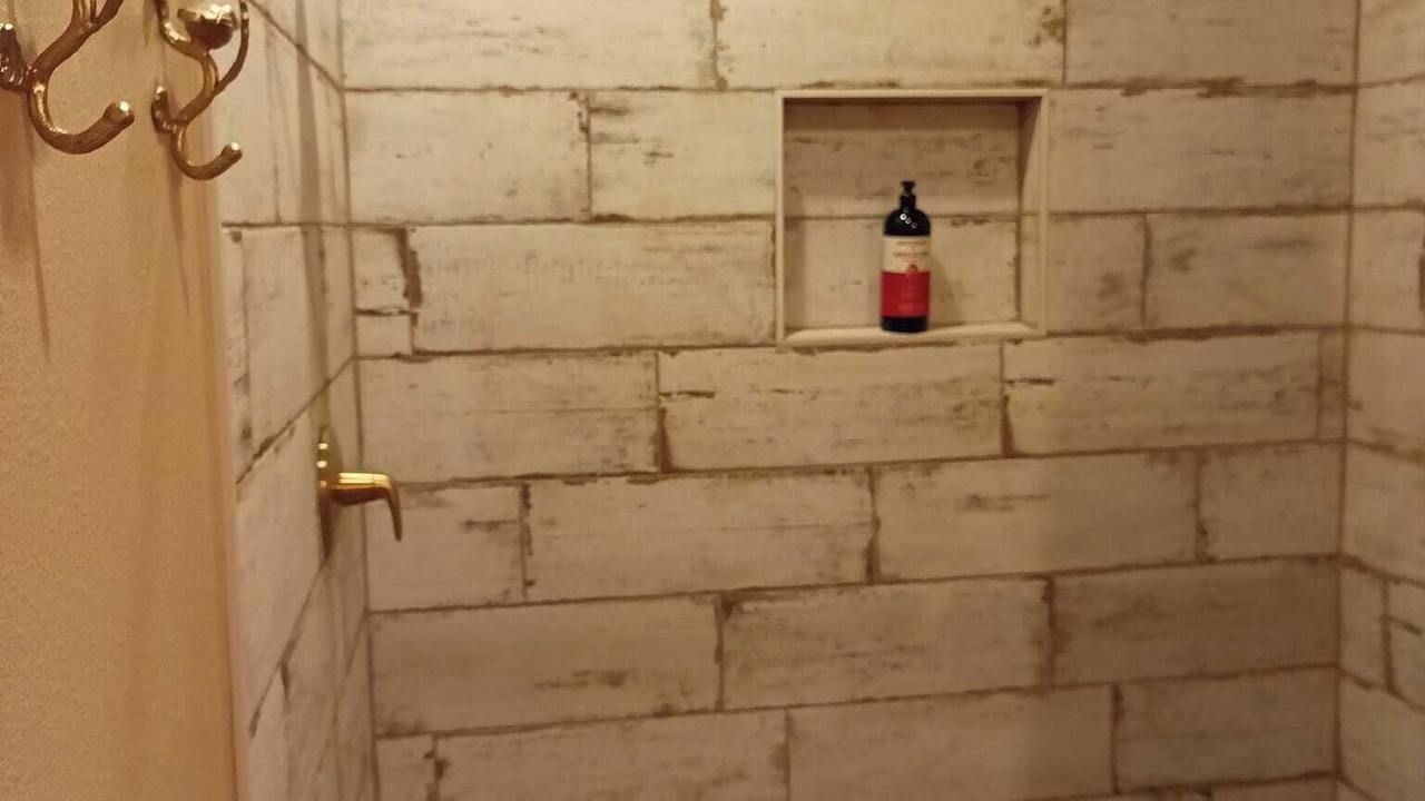 Photo of Bathroom in Kennard