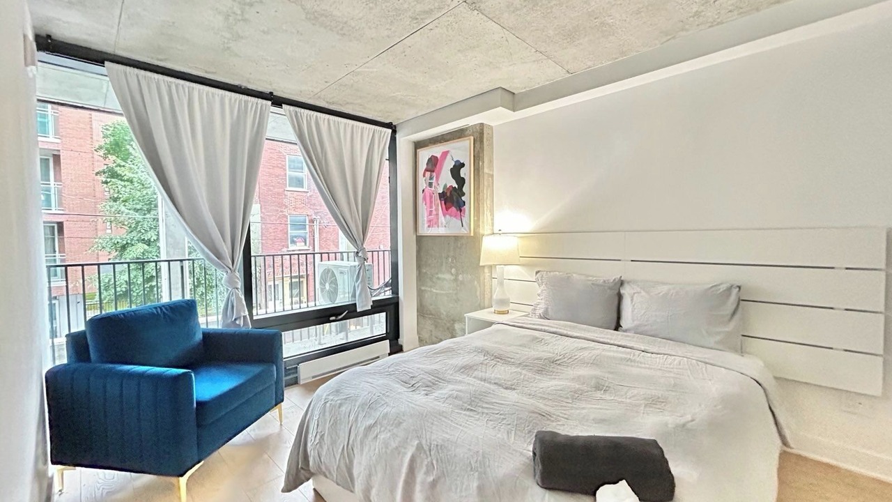 Photo of Bedroom in Griffintown