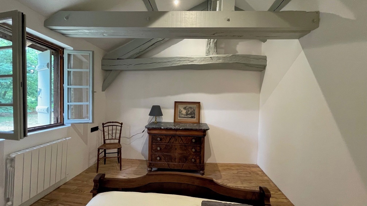 Photo of Bedroom in Vert