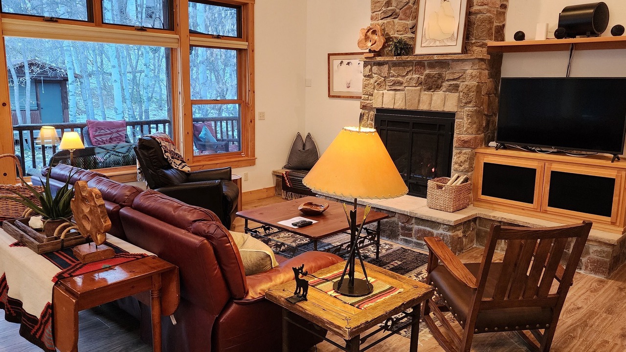 Photo of Livingroom in Sundance