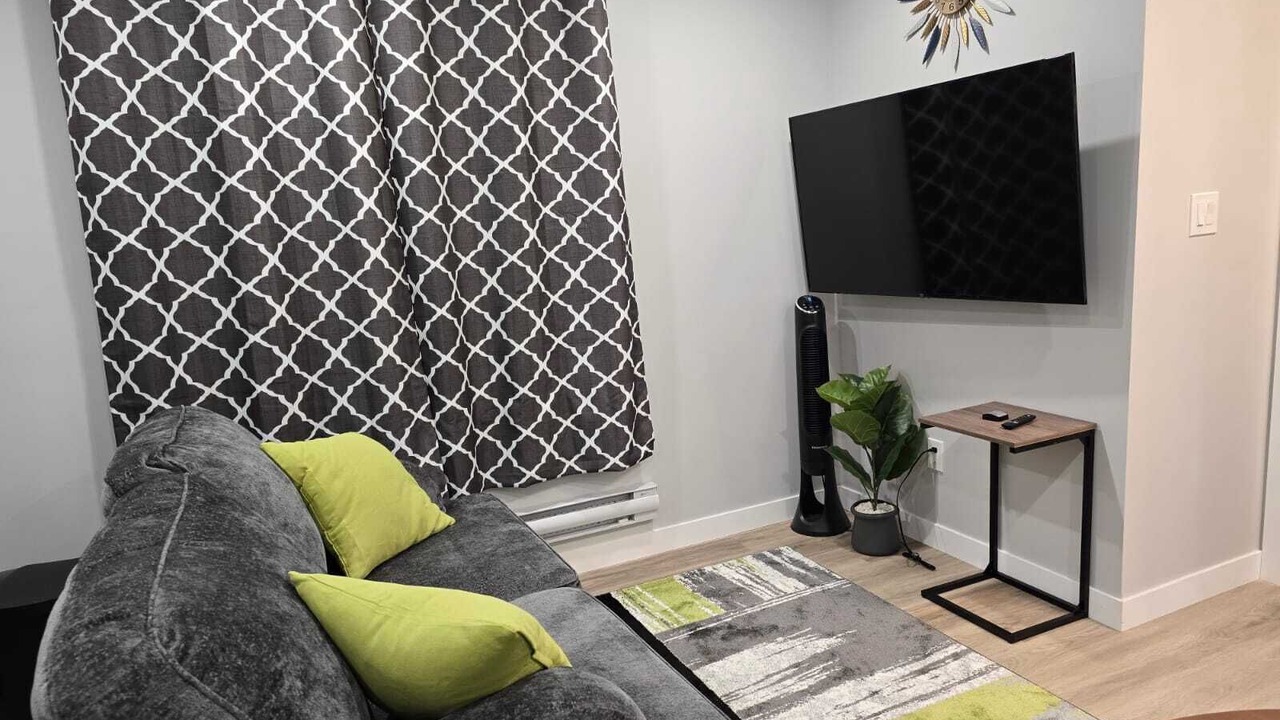 Photo of Livingroom in Regina