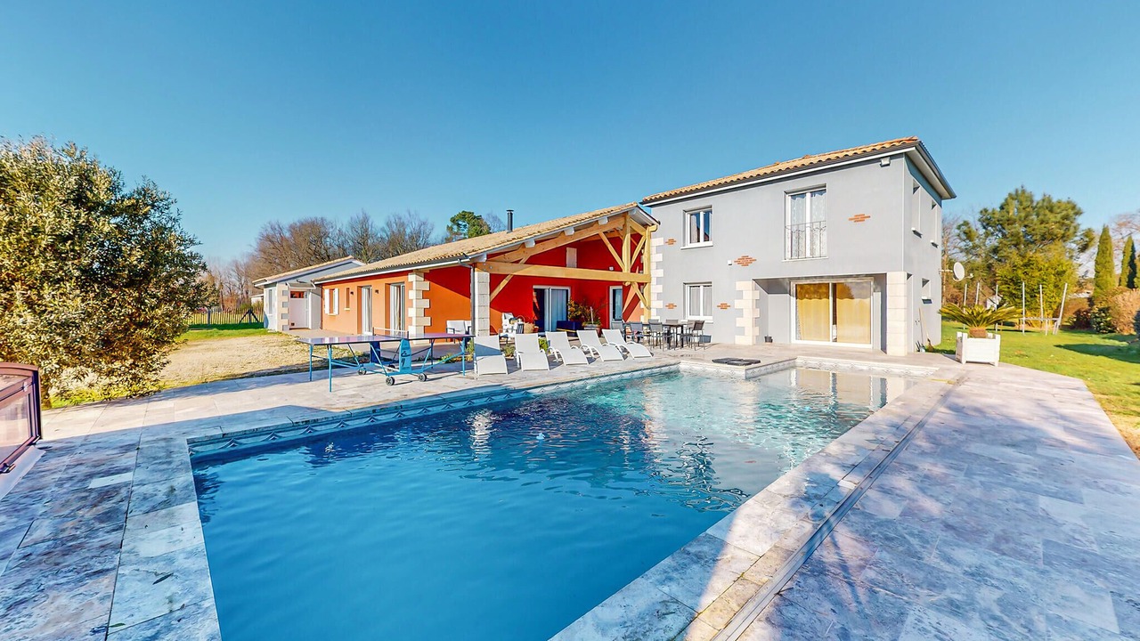 Photo of Outdoor in Saint-Jean-d'Eyraud