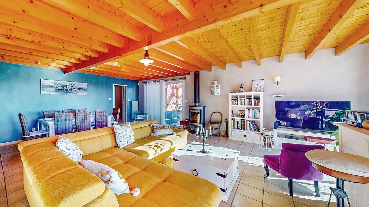 Photo of Bedroom in Saint-Jean-d'Eyraud