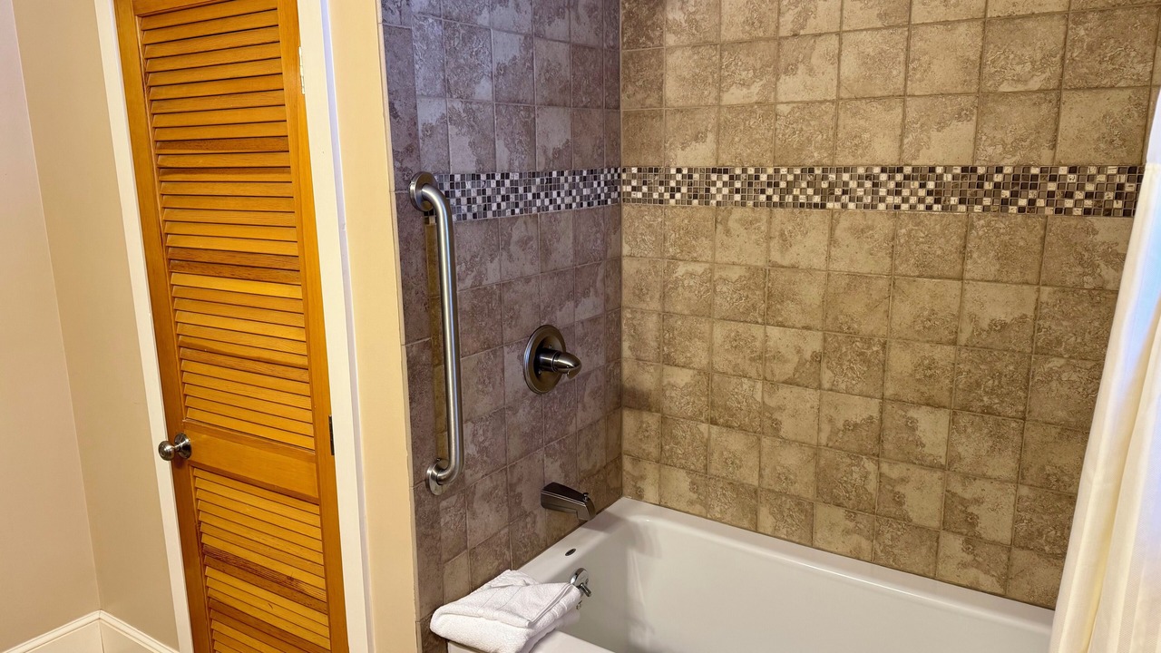 Photo of Bathroom in Bartlett