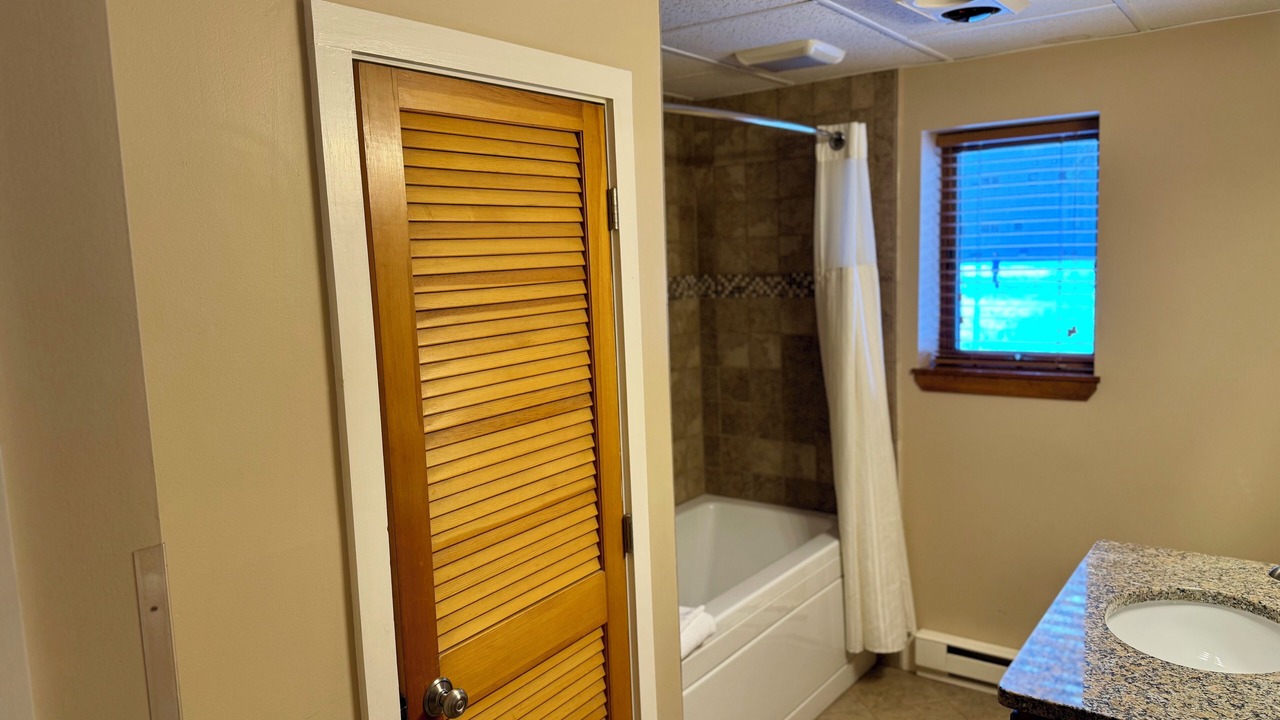 Photo of Bathroom in Bartlett
