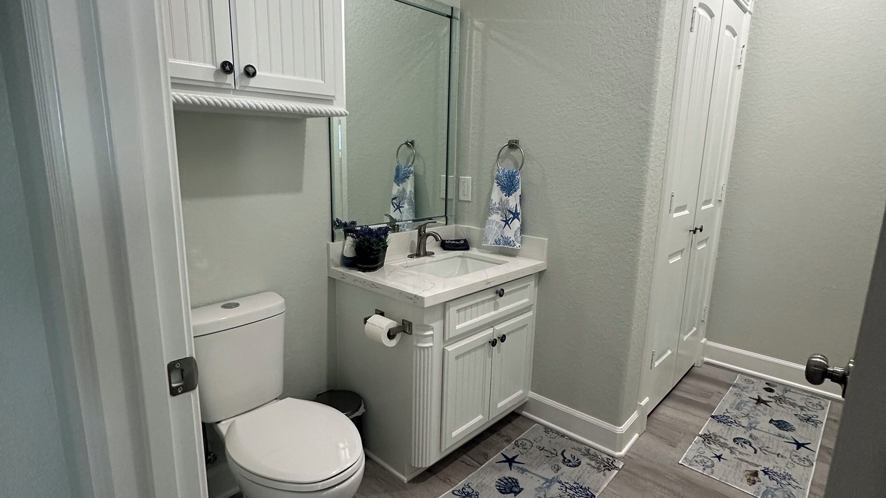 Photo of Bathroom in Surfside Beach