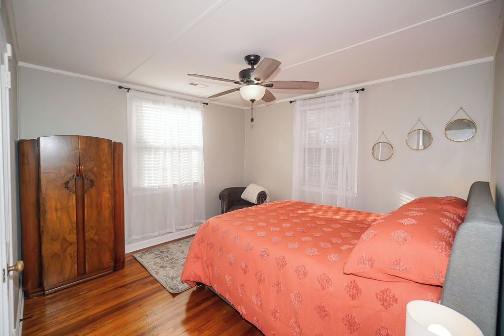 Photo of Bedroom in Lindley Park