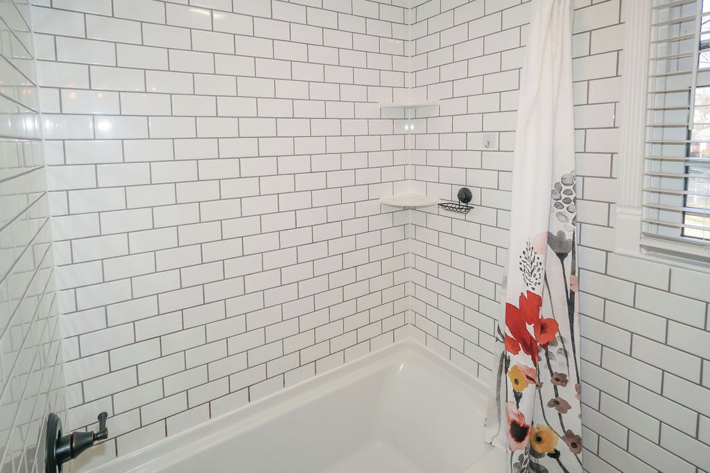 Photo of Bathroom in Lindley Park