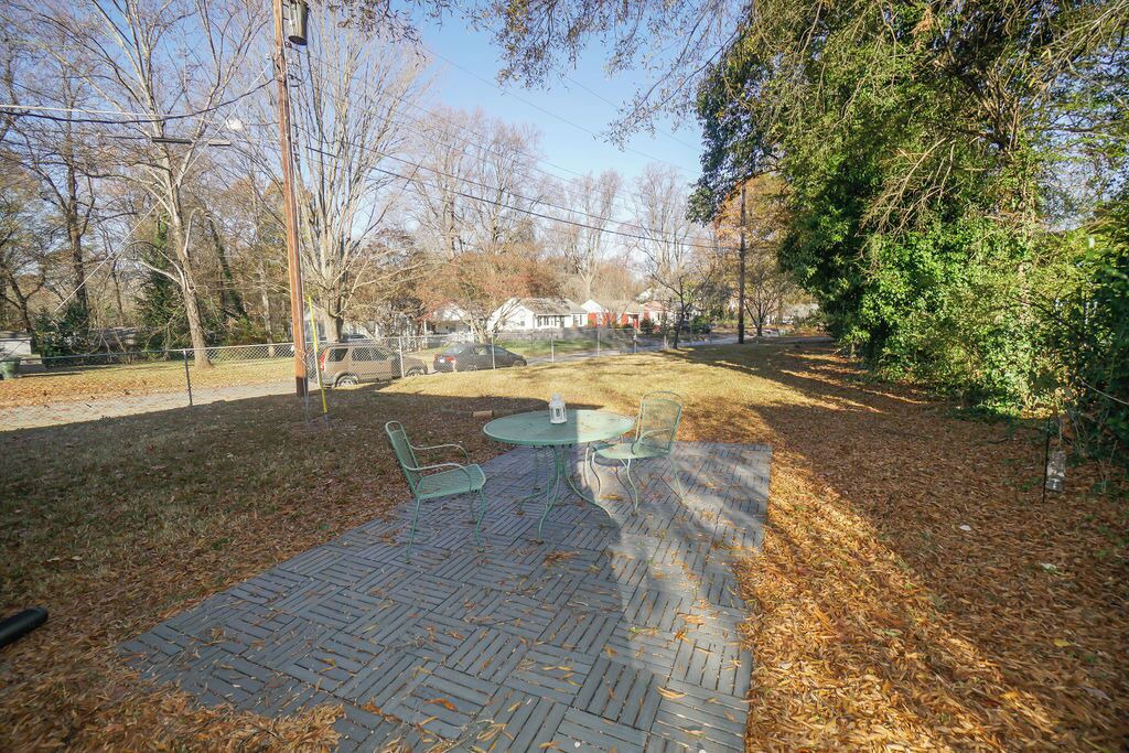 Photo of Outdoor in Lindley Park