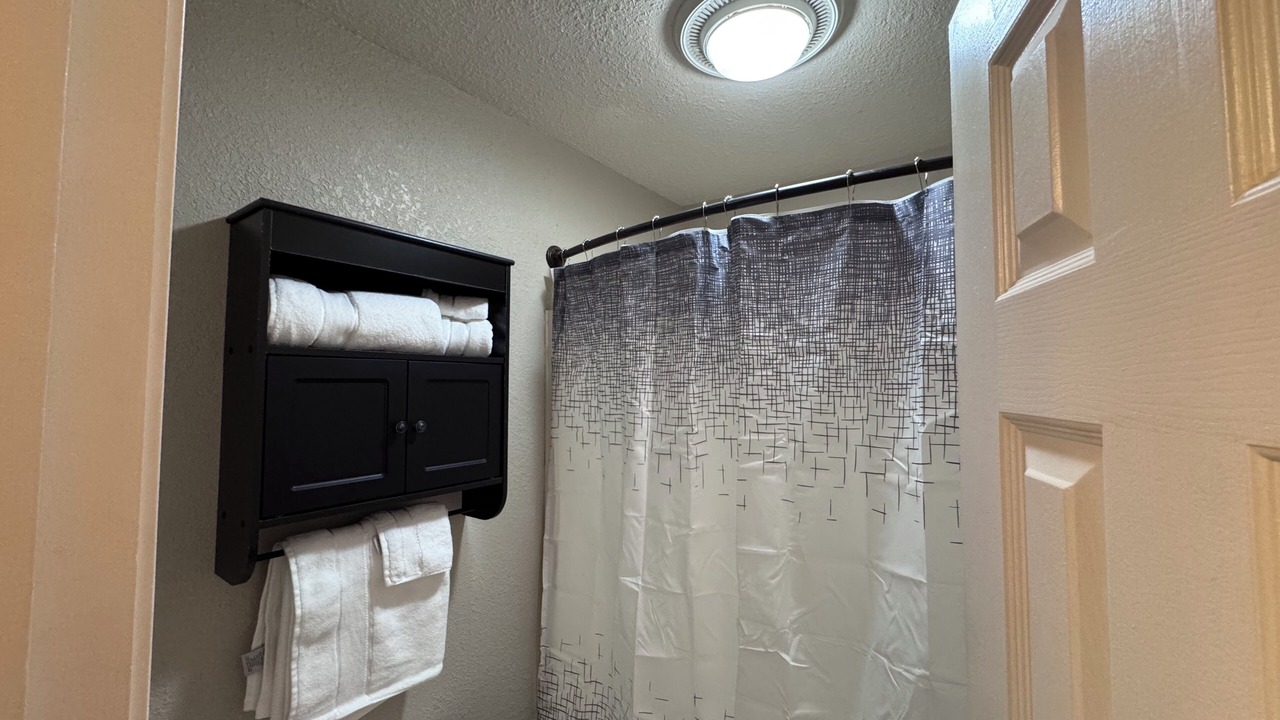 Photo of Bathroom in Pampa