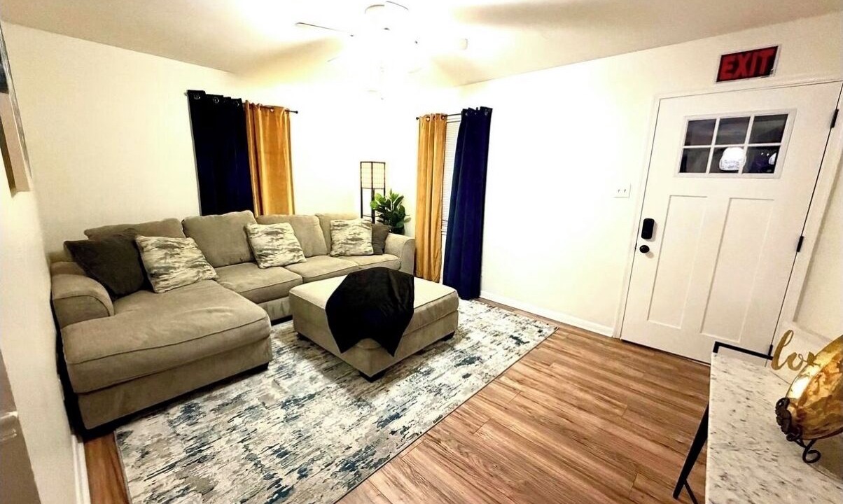 Photo of Livingroom in Portsmouth