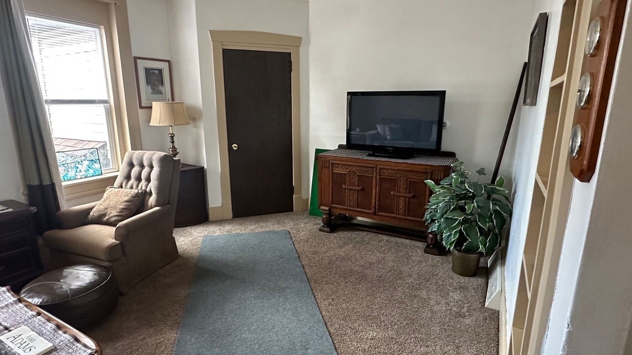 Photo of Bedroom in Manitowoc