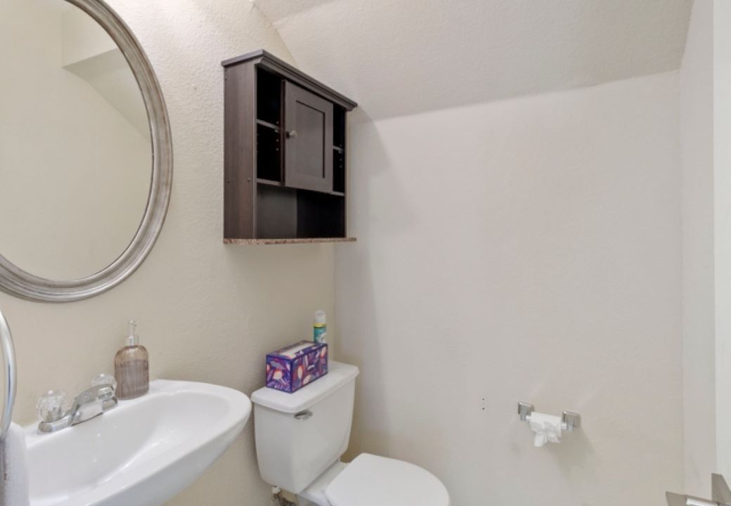 Photo of Bathroom in Scofield Farms