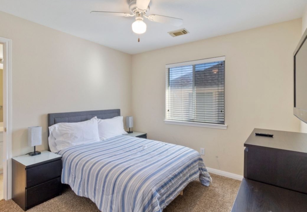 Photo of Bedroom in Scofield Farms