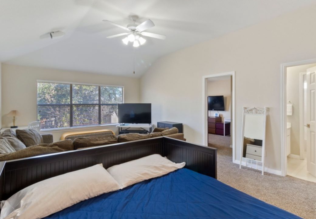 Photo of Bedroom in Scofield Farms