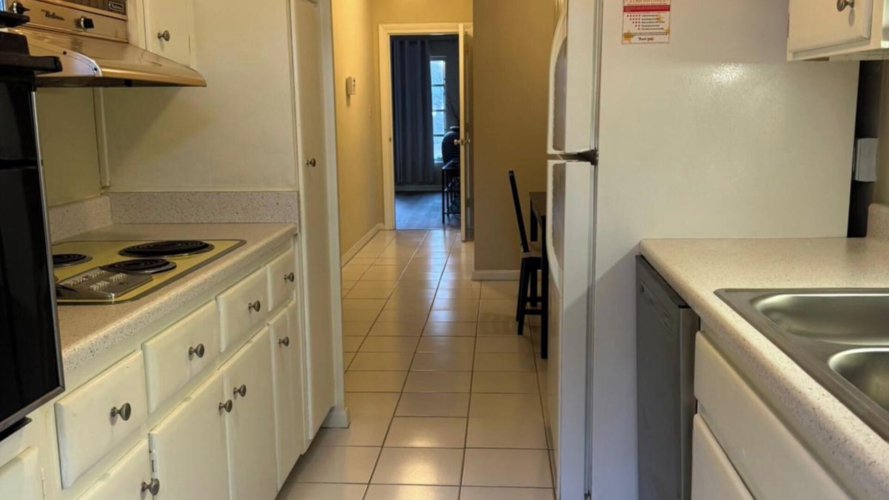 Photo of Kitchen in South Eola