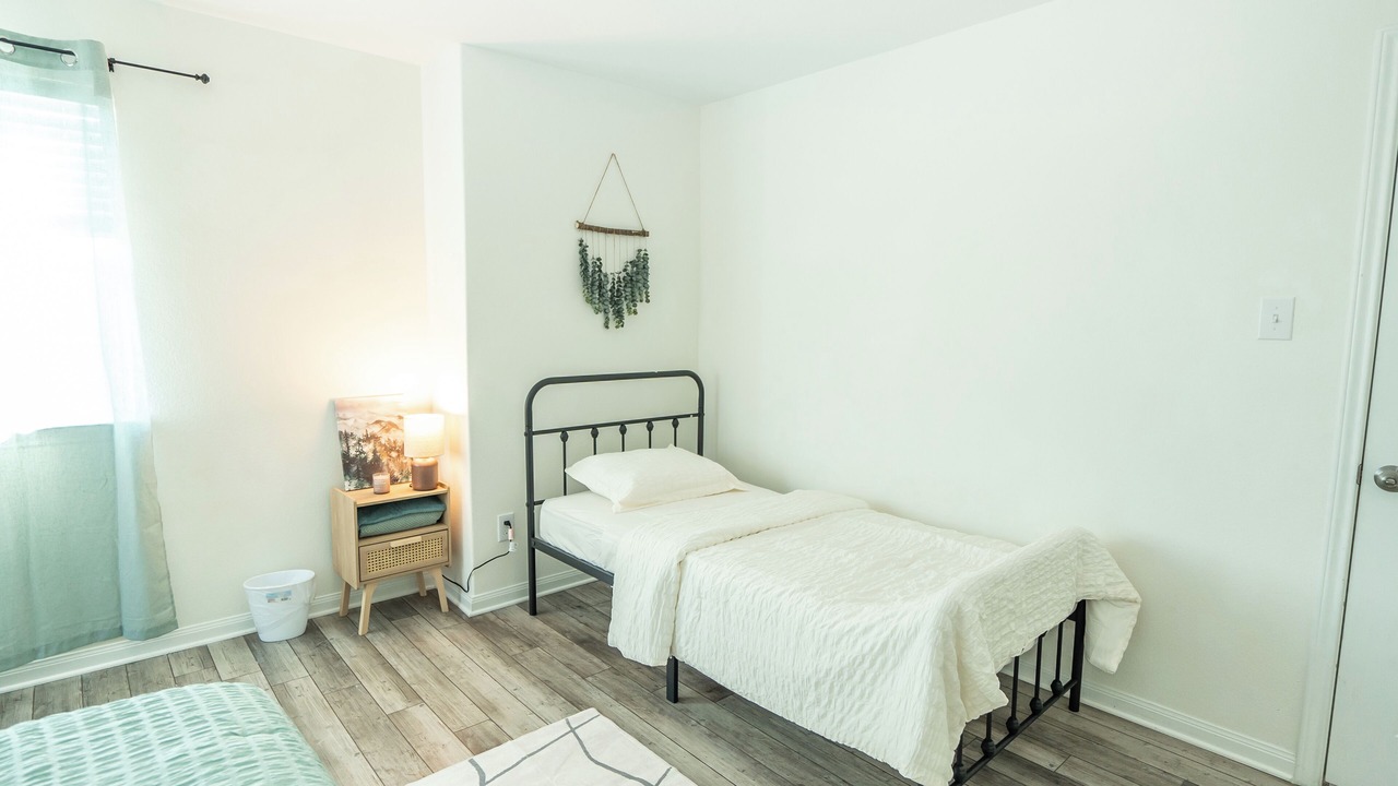 Photo of Bedroom in Kyle