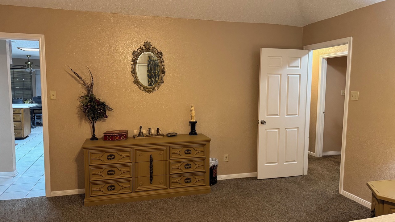 Photo of Bedroom in Joshua