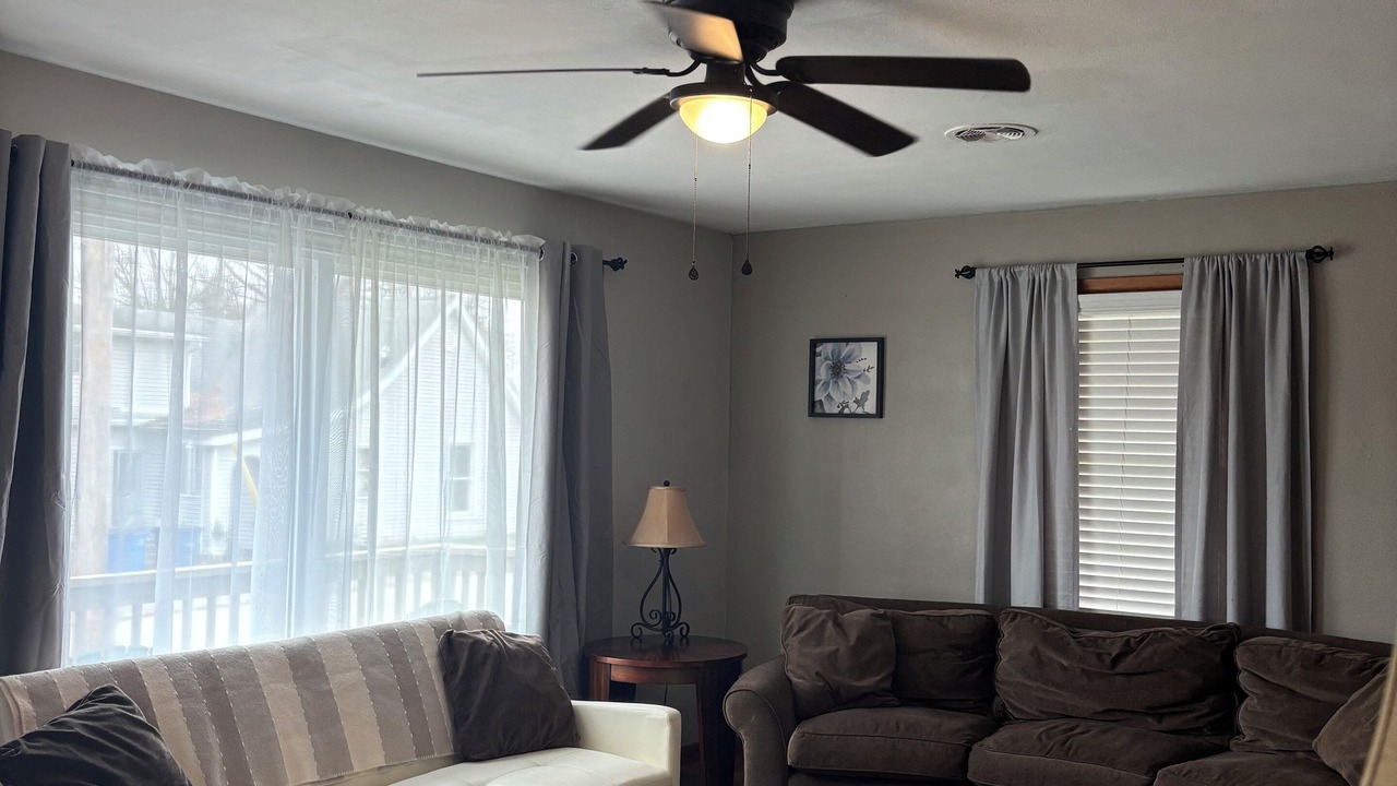 Photo of Livingroom in Bedford