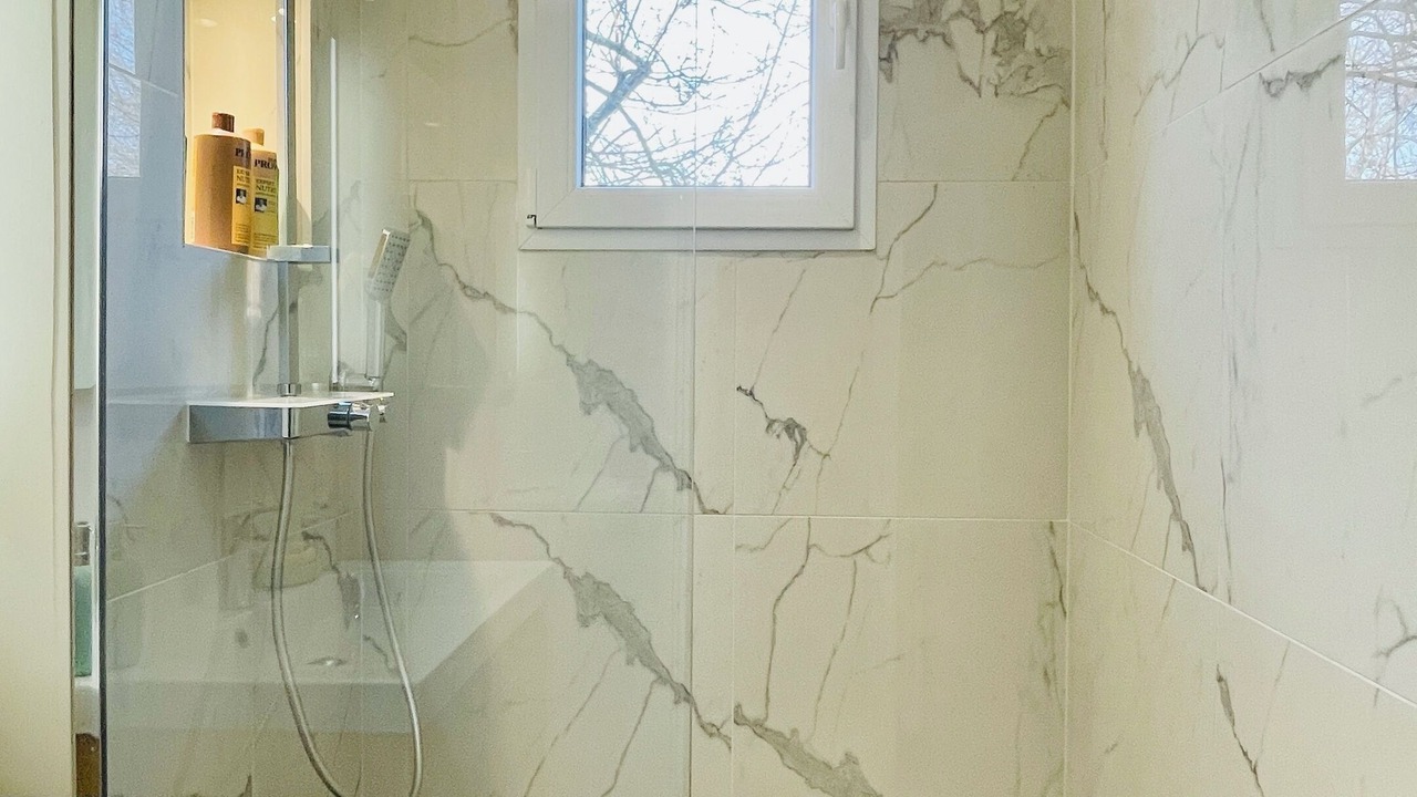 Photo of Bathroom in Villemomble