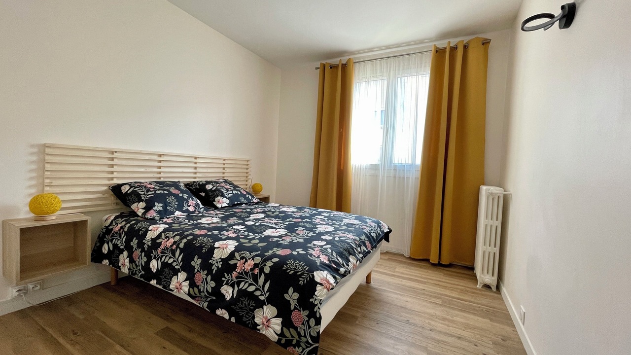 Photo of Bedroom in Villemomble