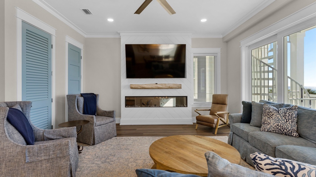 Photo of Livingroom in Laguna Beach Estates