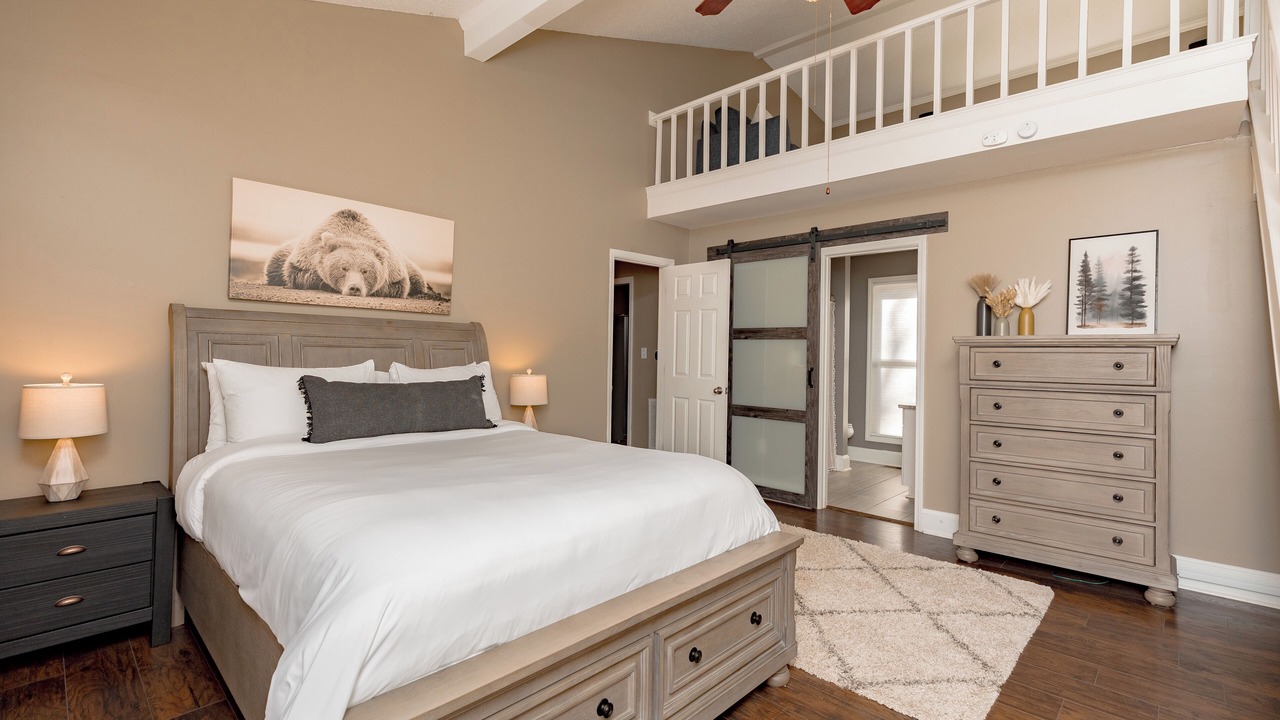 Photo of Others in Kathleen