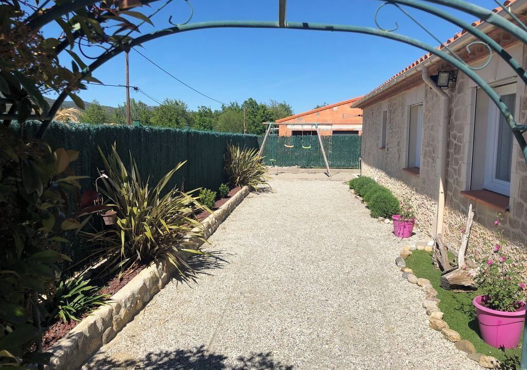 Photo of Outdoor in Los Masos
