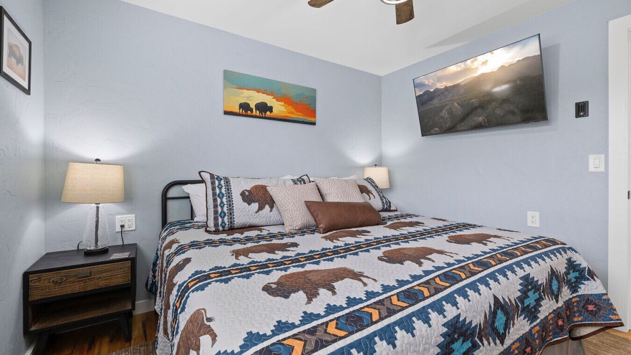 Photo of Bedroom in Custer