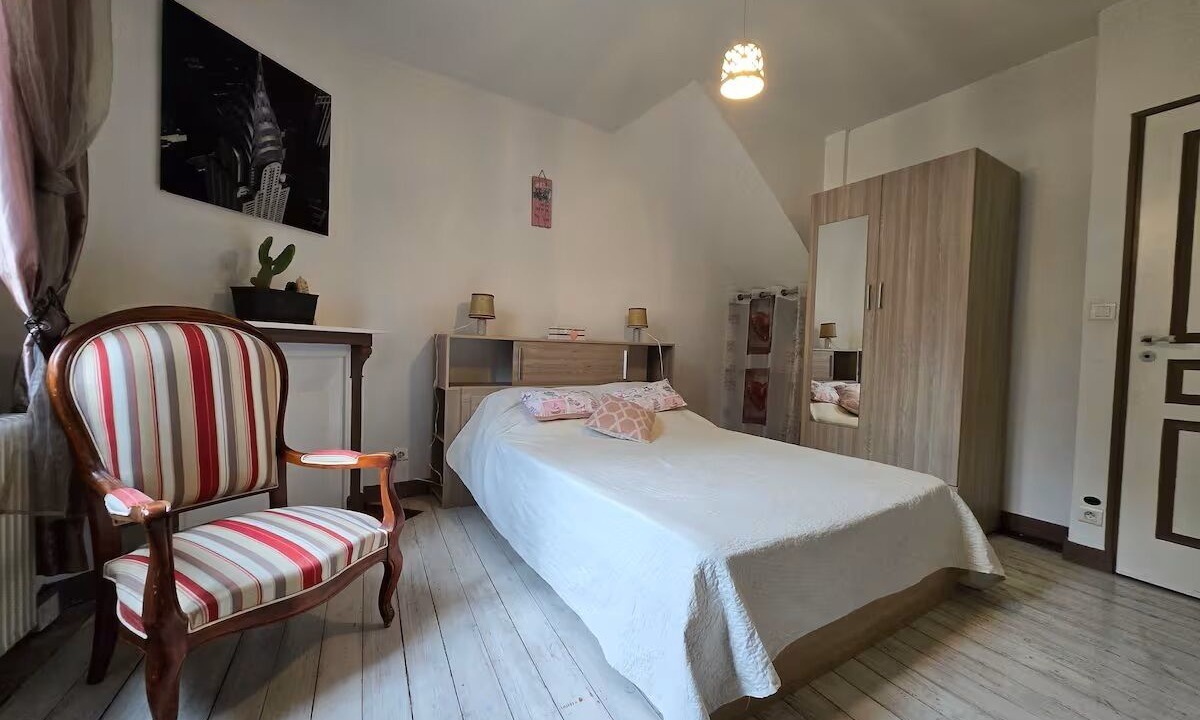 Photo of Bedroom in Limoges