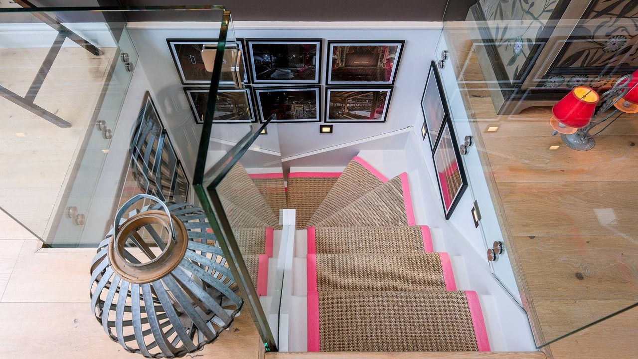 Photo of Others in Notting Dale