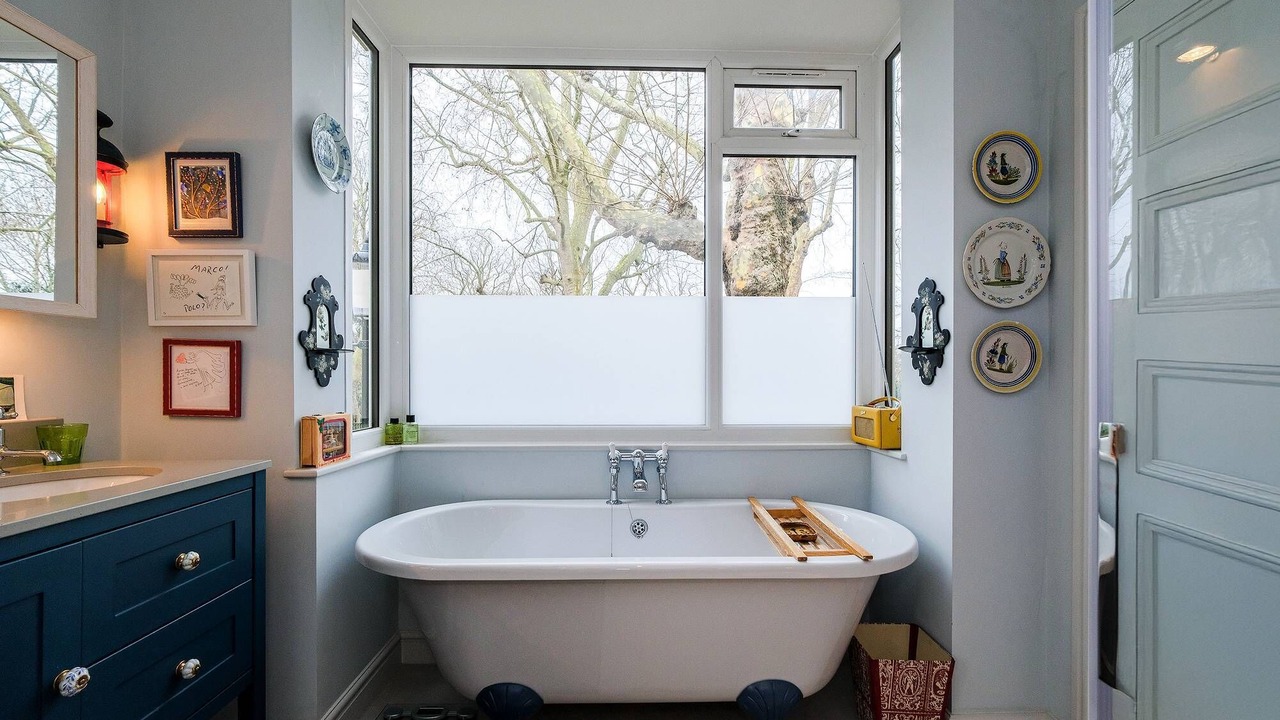 Photo of Bathroom in Notting Dale
