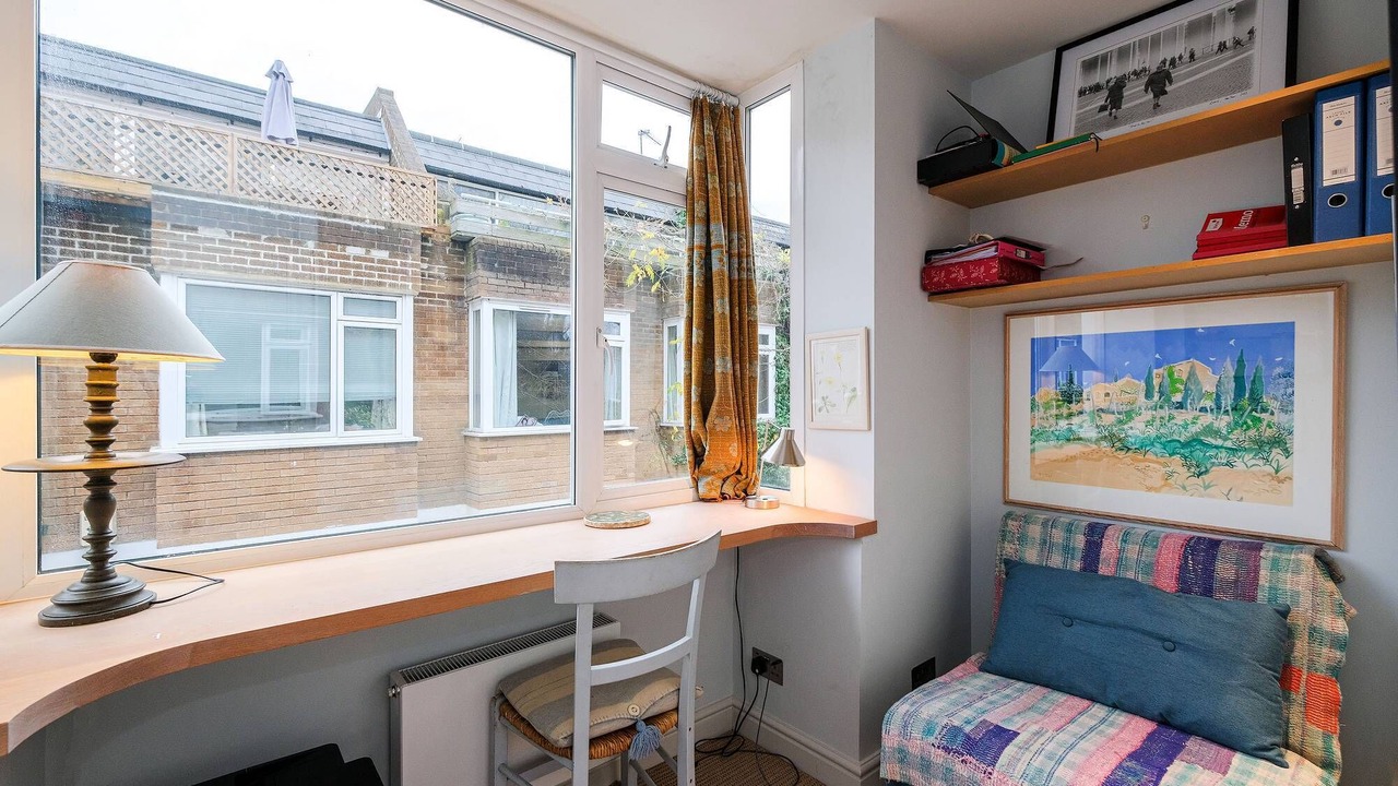 Photo of Others in Notting Dale