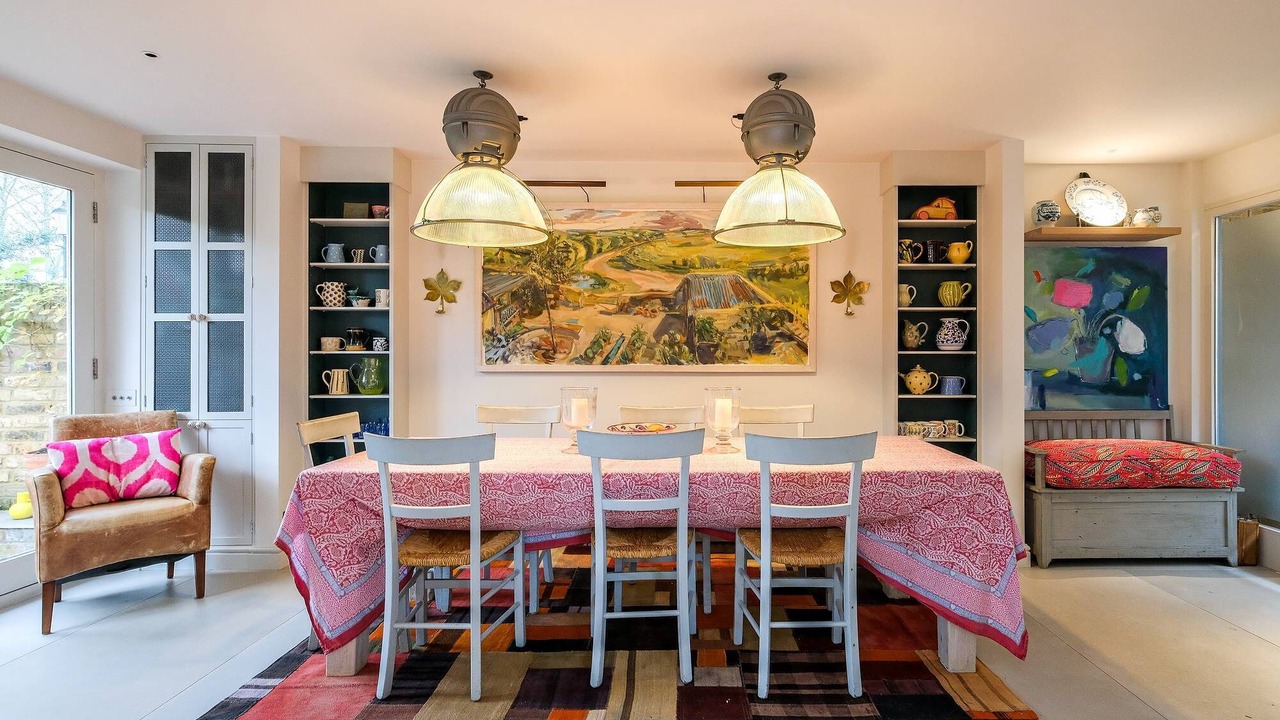 Photo of Others in Notting Dale