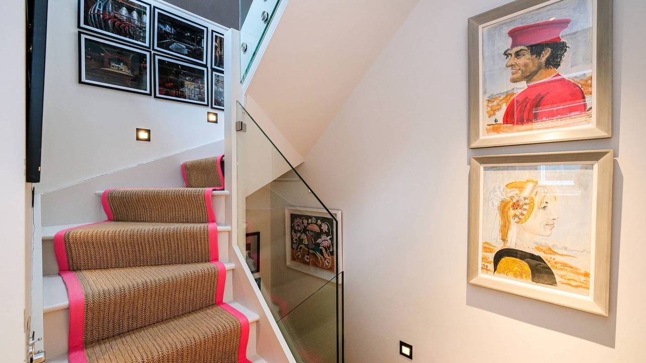 Photo of Others in Notting Dale