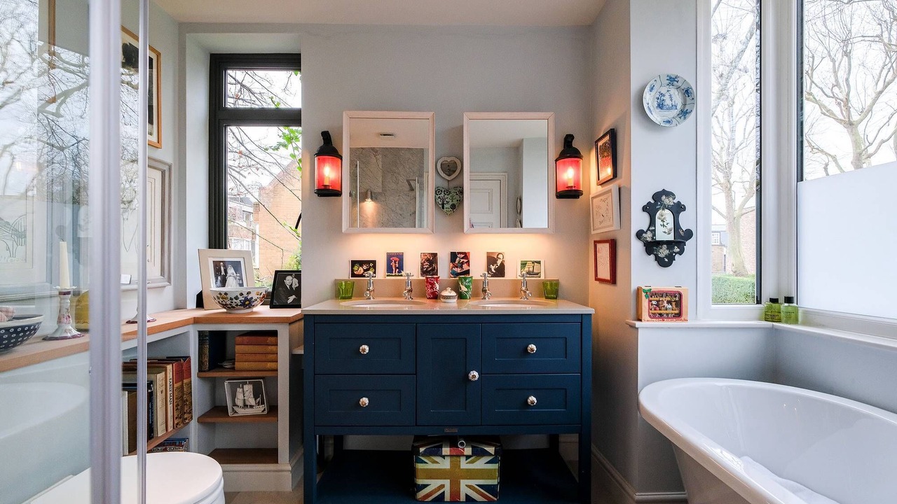 Photo of Bathroom in Notting Dale