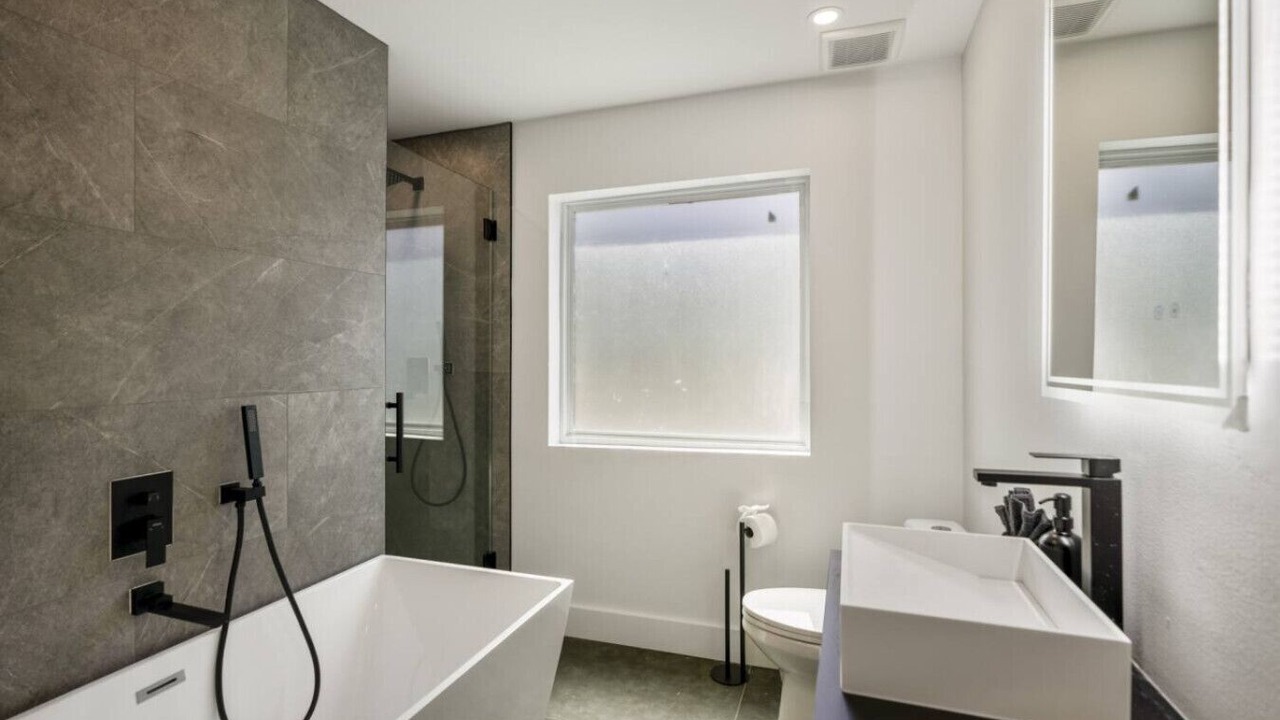 Photo of Bathroom in Greater East End