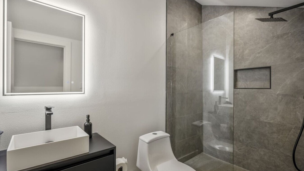 Photo of Bathroom in Greater East End