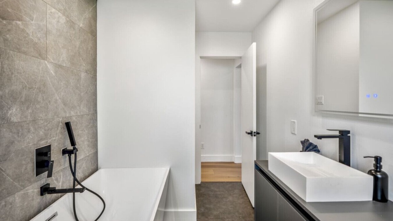 Photo of Bathroom in Greater East End
