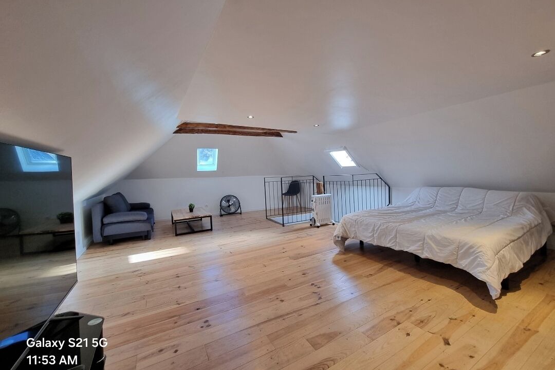 Photo of Others in Clarac