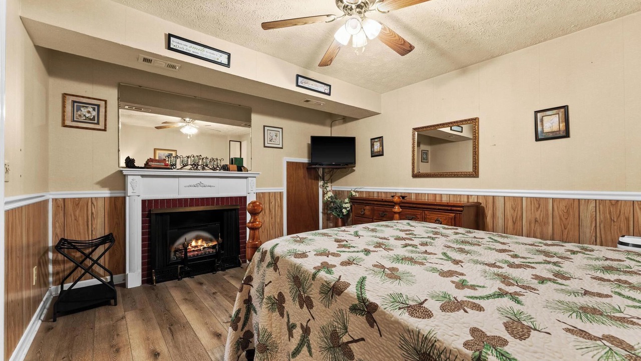 Photo of Bedroom in Wiley