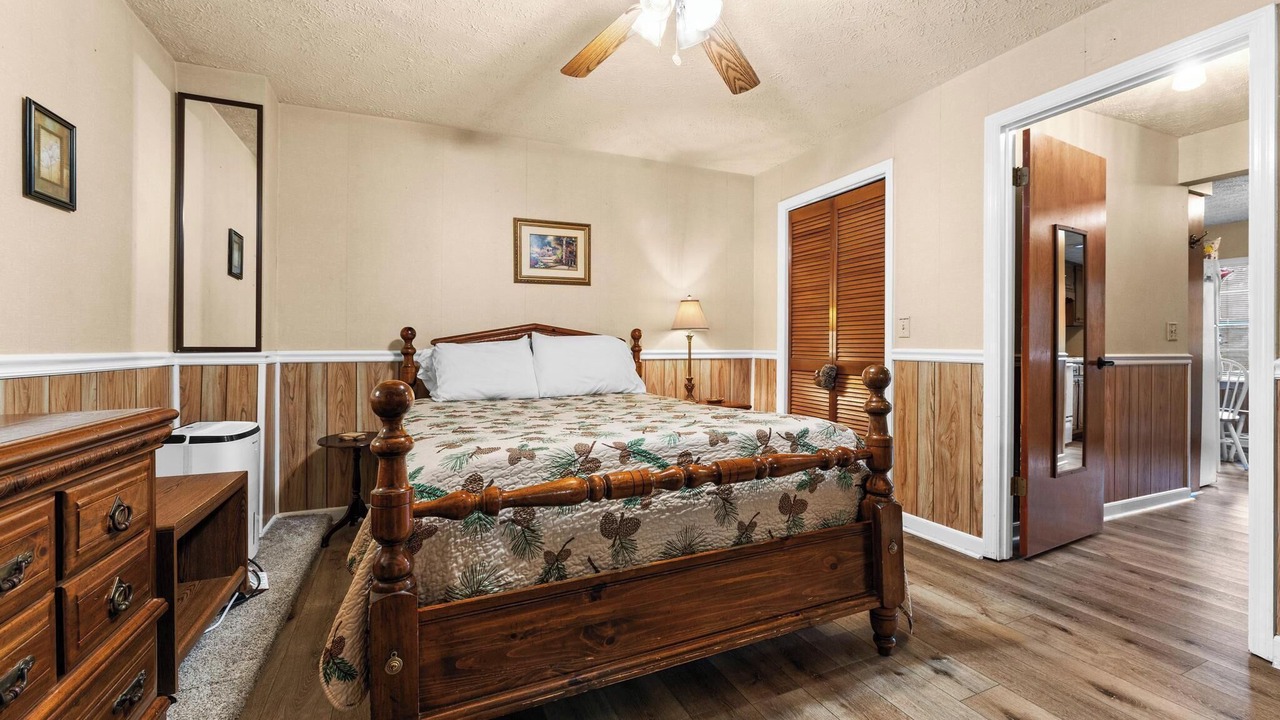 Photo of Bedroom in Wiley