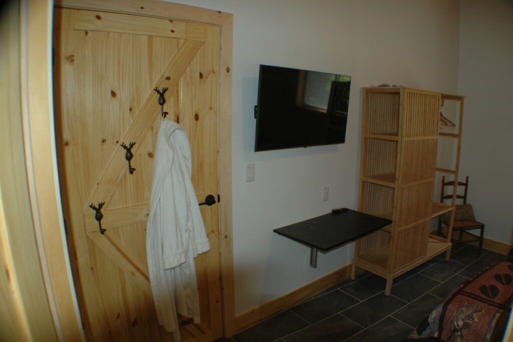 Photo of Bedroom in Searchmont
