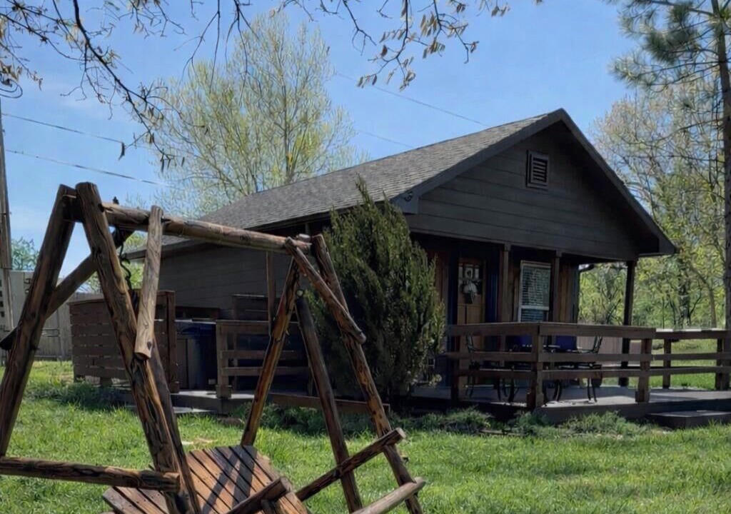 Photo of Outdoor in Cleora