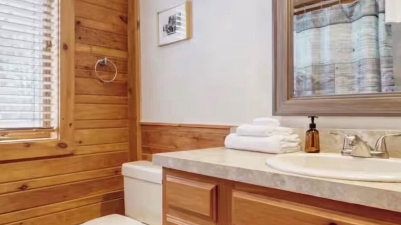 Photo of Bathroom in Wardsboro
