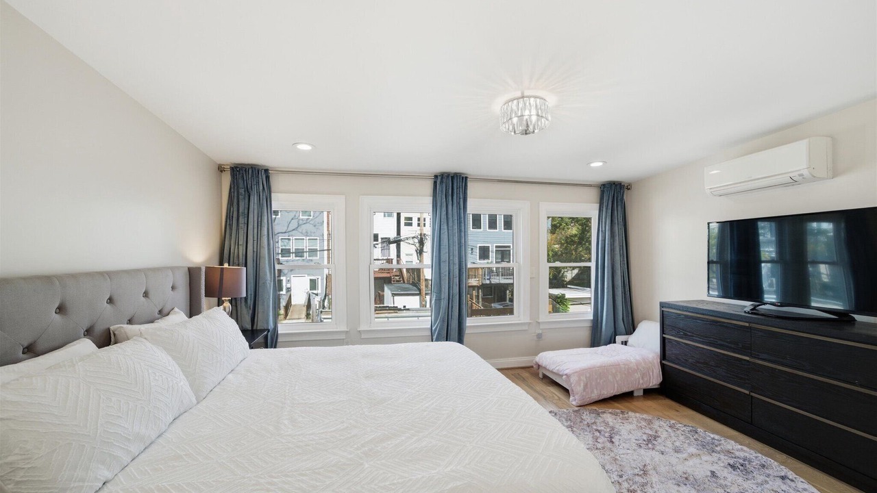 Photo of Bedroom in Eckington