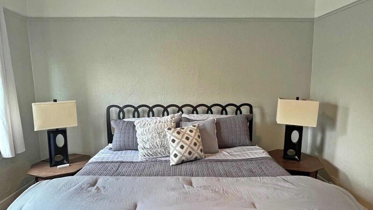 Photo of Others in Lower East Side