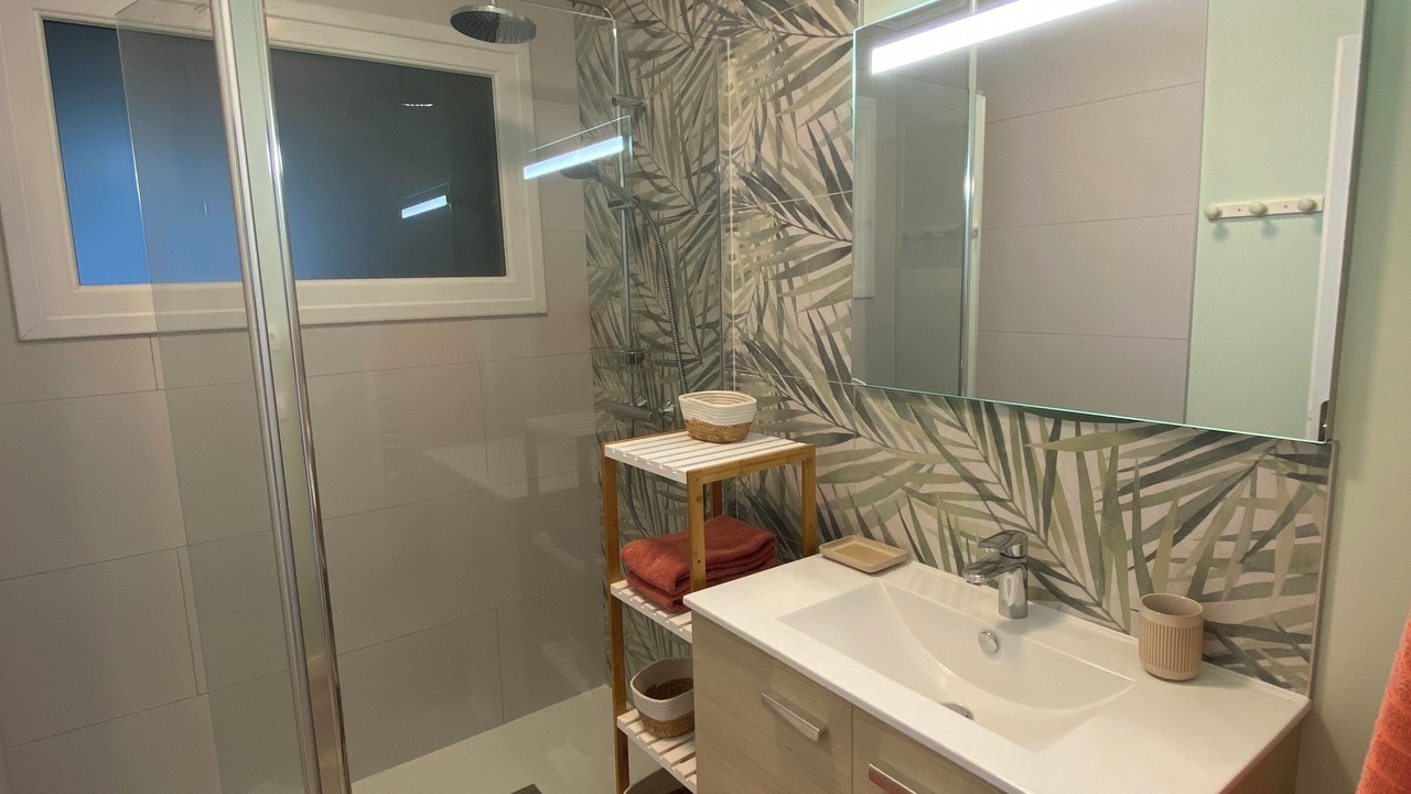 Photo of Bathroom in Sainte-Marguerite-sur-Mer