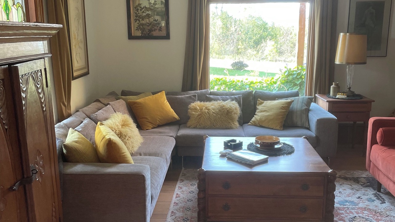 Photo of Livingroom in Colebrook